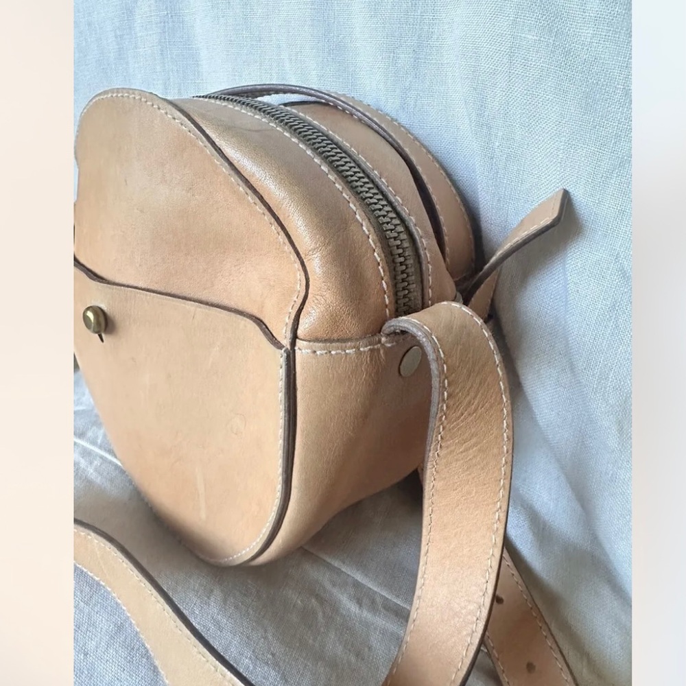 Madewell MAFA small tan beige crossbody - Picture 6 of 16